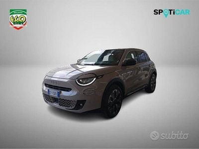 Usata Fiat 600 La Prima 101 CV (74 kW) 2025 Beige SUV