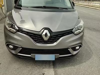 Usata Renault Scénic IV 120 CV (88 kW) 2018 Grigio Monovolume