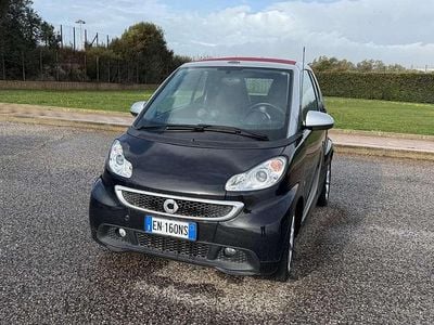 Usata Smart ForTwo Cabrio Pure 71 CV (52 kW) 2012 Nero Cabrio