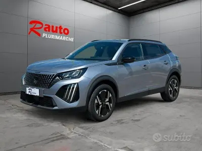 Gebraucht Peugeot 2008 Allure 131 PS (96 kW) 2025 Grau SUV