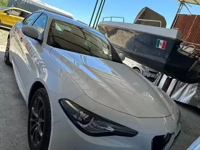 Gebraucht Alfa Romeo Giulia Super 136 PS (100 kW) 2020 Weiß Limousine