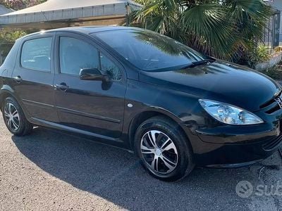 Usata Peugeot 307 109 CV (80 kW) 2005 Nero Berlina