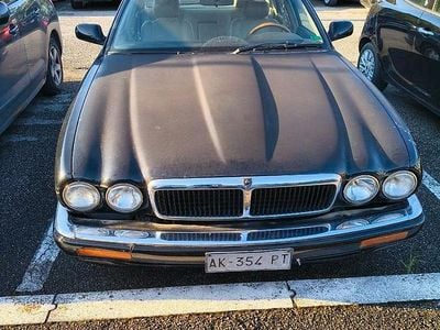 Usata Jaguar XJ6 241 CV (177 kW) 1996 Nero Berlina