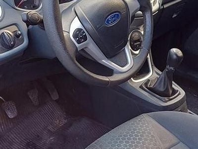 Usata Ford Fiesta 96 CV (70 kW) 2009 Nero Utilitaria