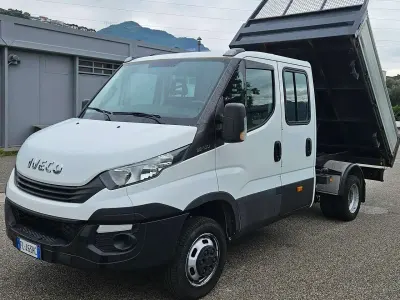 Usata Iveco Daily 150 CV (110 kW) 2018 Bianco Furgone