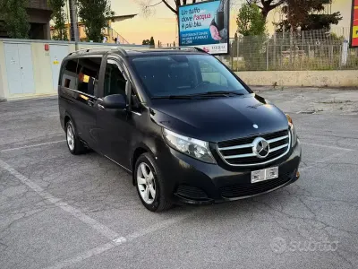 Usata Mercedes V220
