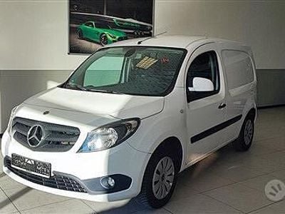 Mercedes Citan 111