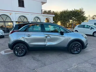 Usata Opel Crossland 120 CV (88 kW) 2020 Grigio SUV