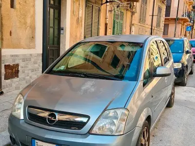 Usata Opel Meriva 90 CV (66 kW) 2006 Monovolume