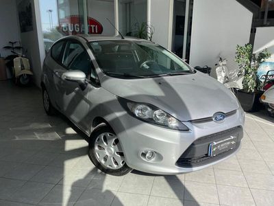 usata Ford Fiesta 1.4 TDCi 70CV NEOPATENTATI