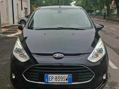 Usata Ford B-MAX Titanium 100 CV (73 kW) 2013 Nero Monovolume