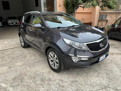 usata Kia Sportage 1.7 strafull di accessori 11/2015