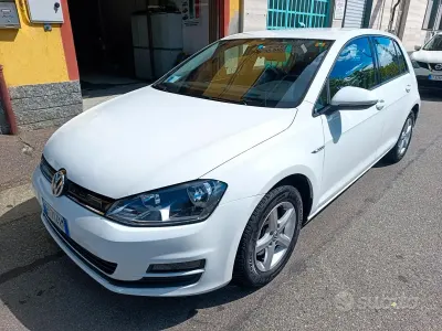 Usata VW Golf VII Comfortline 110 CV (80 kW) 2015 Bianco Berlina