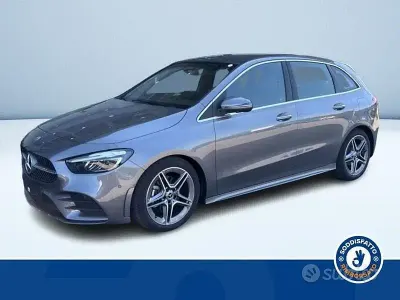 Nuova Mercedes B180 AMG 116 CV (85 kW) 2025 Grigio Monovolume