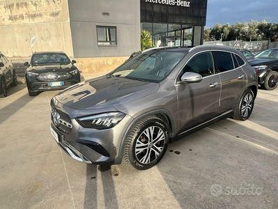 Grigio Usata 2023 Mercedes GLA200 Advanced Plus SUV | 36.900 € (Buon prezzo)
