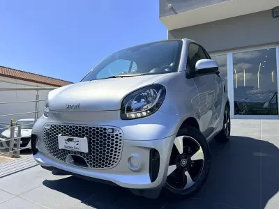 Usata Smart ForTwo Electric Drive Passion 41 kW (56 CV) 2021 Argento Berlina