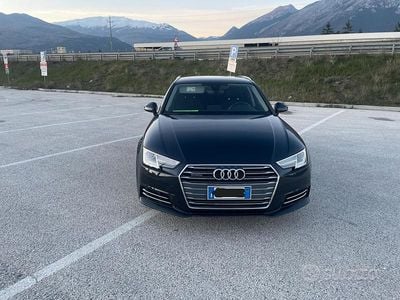 Usata Audi A4 Business 190 CV (139 kW) 2017 Blu Station wagon
