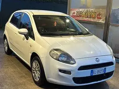 Usata Fiat Grande Punto S 69 CV (50 kW) 2012 Utilitaria
