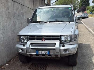 Usata Mitsubishi Pajero Top 99 CV (72 kW) 1998 Grigio SUV