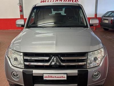 Usata Mitsubishi Pajero Instyle 199 CV (146 kW) 2010 Argento SUV
