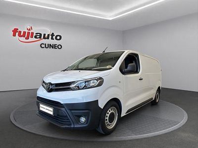 Begagnad Toyota Proace Comfort 120 HK (88 kW) 2024 Vit Minibuss