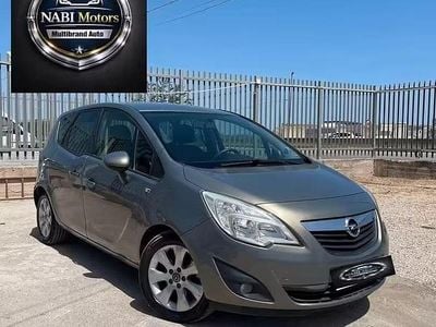 Usata Opel Meriva Cosmo 74 CV (54 kW) 2010 Grigio Monovolume