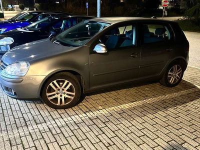 VW Golf V