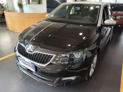 Usata Skoda Fabia Design Edition 60 CV (44 kW) 2017 Twincolor silver Berlina