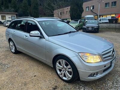 Usata Mercedes C220 170 CV (125 kW) 2009 Argento Station wagon