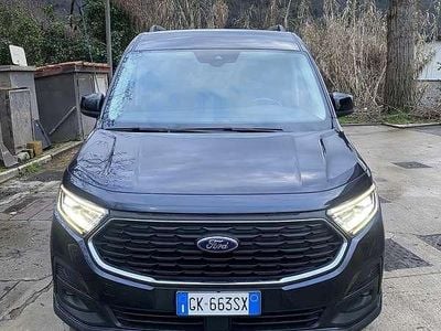Usata Ford Tourneo Connect Active 136 CV (100 kW) 2022 Monovolume