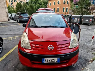 Usata Nissan Pixo 68 CV (50 kW) 2011 Rosso Utilitaria