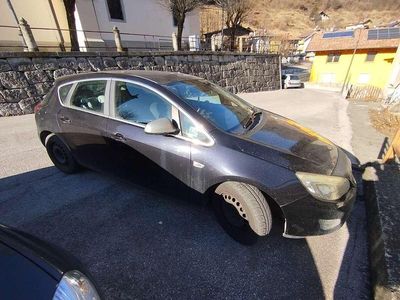 Usata Opel Astra Cosmo 160 CV (117 kW) 2010 Berlina