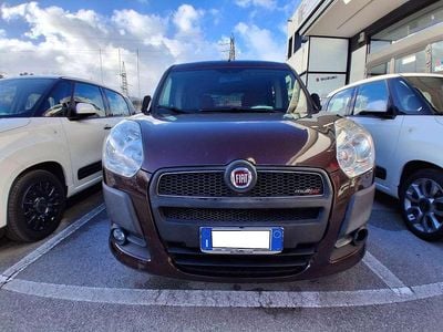 Usata Fiat Doblò Emotion 105 CV (77 kW) 2010 Beige Monovolume