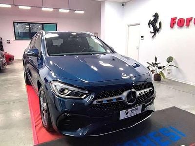Usata Mercedes GLA200 Premium 150 CV (110 kW) 2022 Blue denim SUV