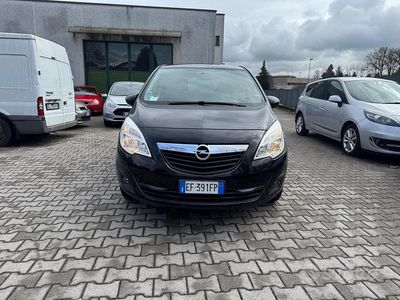 Usata Opel Meriva Cosmo 104 CV (76 kW) 2009 Nero Monovolume