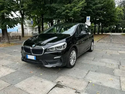 Usata BMW 225 Active Tourer Advantage 218 CV (160 kW) 2021 Nero Monovolume