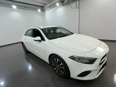 Usata Mercedes A180 Advanced 116 CV (85 kW) 2025 149bianco polare Berlina