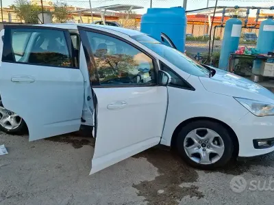 Usata Ford C-MAX 100 CV (73 kW) 2016 Bianco Monovolume