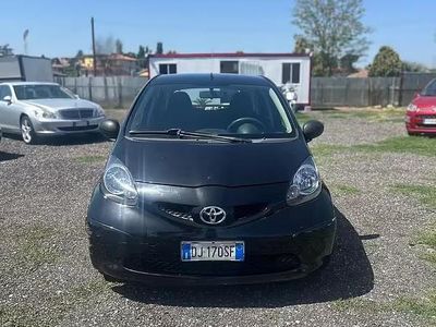Gebraucht Toyota Aygo 68 PS (50 kW) 2007 Schwarz Kleinwagen