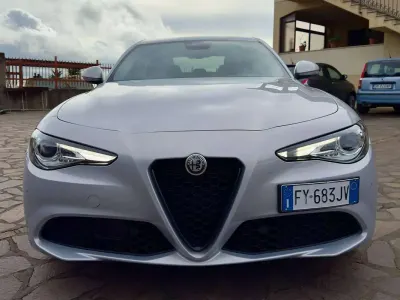 Usata Alfa Romeo Giulia Sprint 190 CV (139 kW) 2019 Berlina