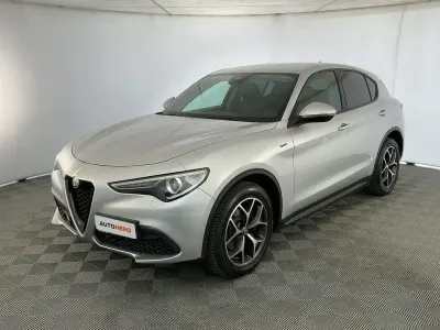 Usata Alfa Romeo Stelvio Sprint 190 CV (139 kW) 2021 Argento SUV
