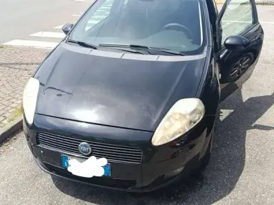 Usata Fiat Punto 65 CV (47 kW) 2008 Nero Utilitaria