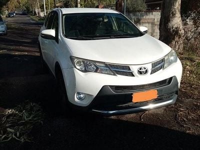 Usata Toyota RAV4 2015 Bianco SUV