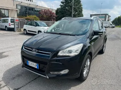 Usata Ford Kuga Titanium 140 CV (102 kW) 2013 Nero SUV
