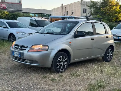 Usata Chevrolet Kalos SE Plus 72 CV (52 kW) 2004 Grigio Berlina