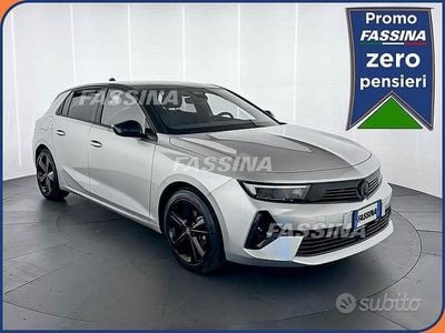 Usata Opel Astra 131 CV (96 kW) 2025 Nero/grigio Utilitaria