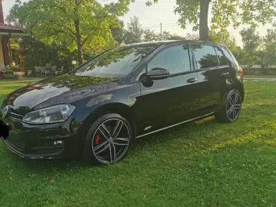 Usata VW Golf VII Highline 105 CV (77 kW) 2013 Nero Berlina
