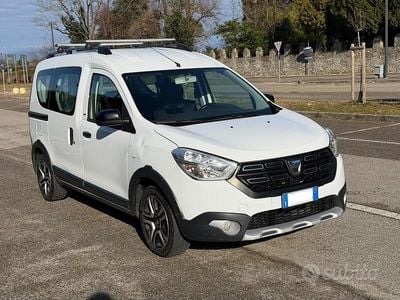 Usata Dacia Dokker Stepway 90 CV (66 kW) 2018 Beige Monovolume