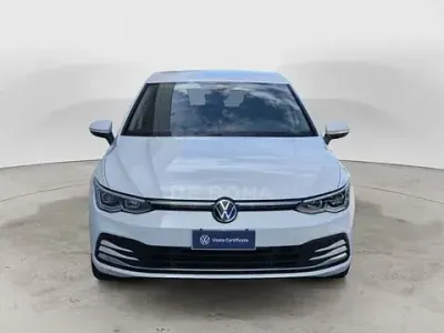 Usata VW Golf VIII Style 131 CV (96 kW) 2023 Bianco Utilitaria