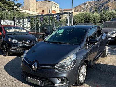 Usata Renault Clio IV Zen 75 CV (55 kW) 2018 Grigio Berlina